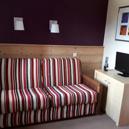 With Mountain View La Plagne-Tarentaise